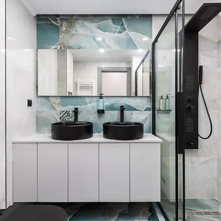 Ophelia By Halu!, Luxury With Hot Tub Thessaloníki