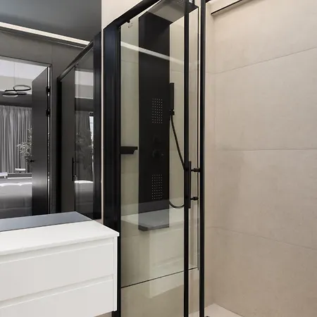 Ophelia By Halu!, Luxury With Hot Tub Appartamento Salonicco