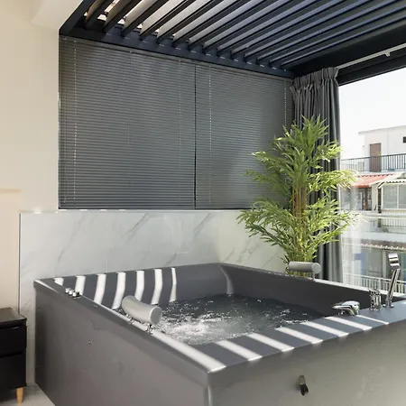 Lejlighed Ophelia By Halu!, Luxury With Hot Tub *