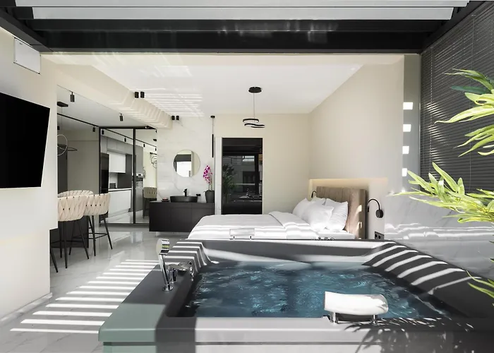 Ophelia By Halu!, Luxury With Hot Tub *