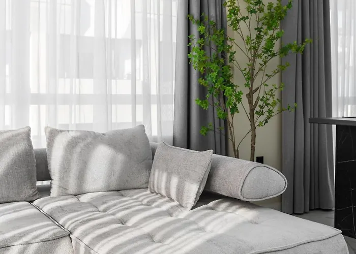 Ophelia By Halu!, Luxury With Hot Tub * Salonic