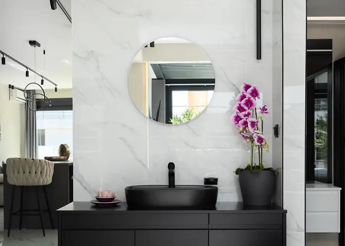 Ophelia By Halu!, Luxury With Hot Tub *